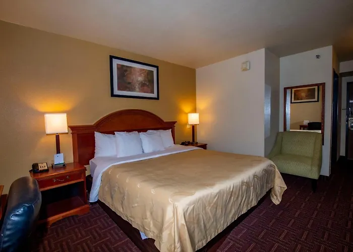 Top Affordable Accommodations in Colorado Springs