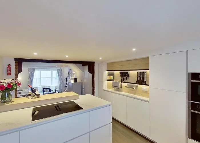 Superb Luxury Hotels in Topsham
