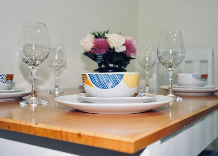 Discover the Top Accommodations Near Redbridge Tube Station