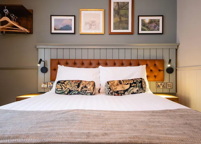 Best Accommodations in Sandbach, United Kingdom