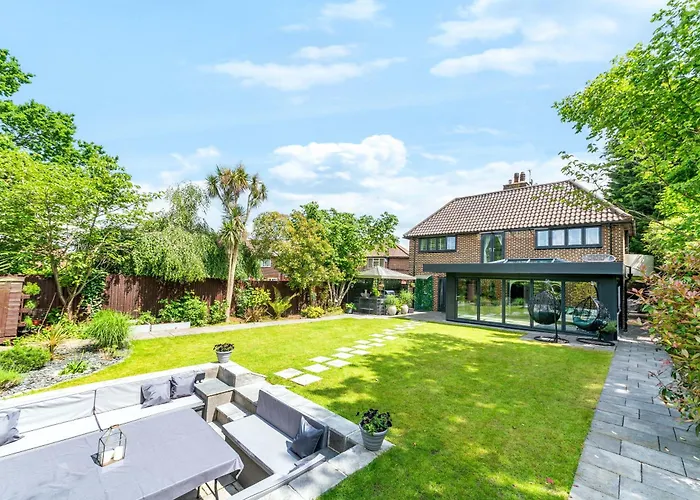 Top Affordable Hotels in Charming Chislehurst