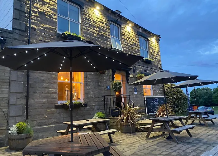 Top Hotels in Charming Halifax, UK