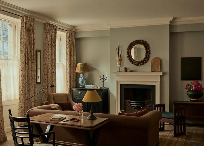 Best Famous Hotels in London, United Kingdom
